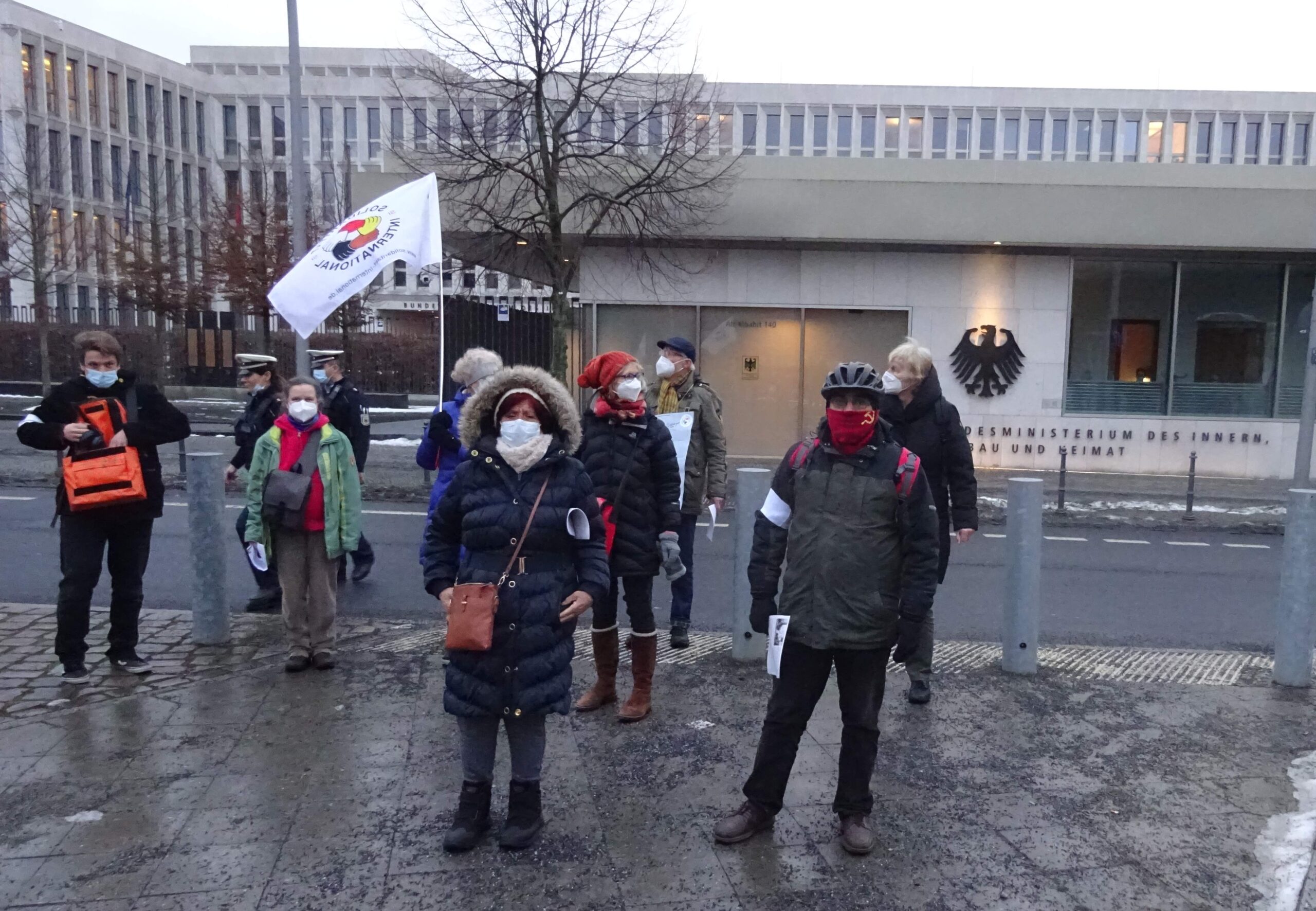 Vor dem Innenministerium, Berlin, 17. Februar 2021