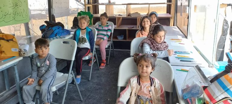 Read more about the article „Hallo aus dem Camp in Lesbos! Bitte vergesst uns nicht.“